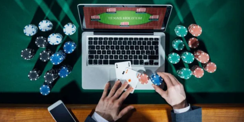 Đánh bài online kết nối người chơi từ khắp nơi trên thế giới